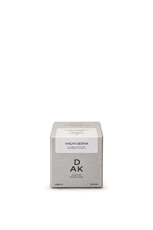 DAK Hachi Geisha 60g 银色限量版包装盒，产品棚拍图