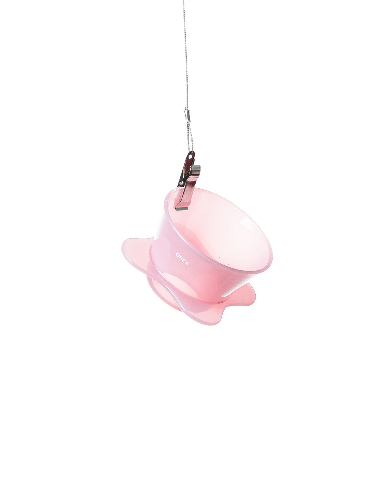 OREA O1 de plástico en Creamy Pink suspendido de una pinza